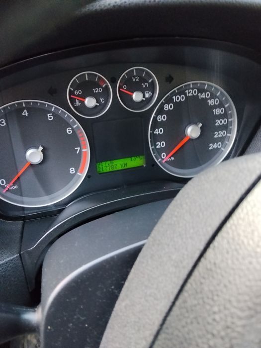 Sprzedam Ford Focus 1.8 benzyna