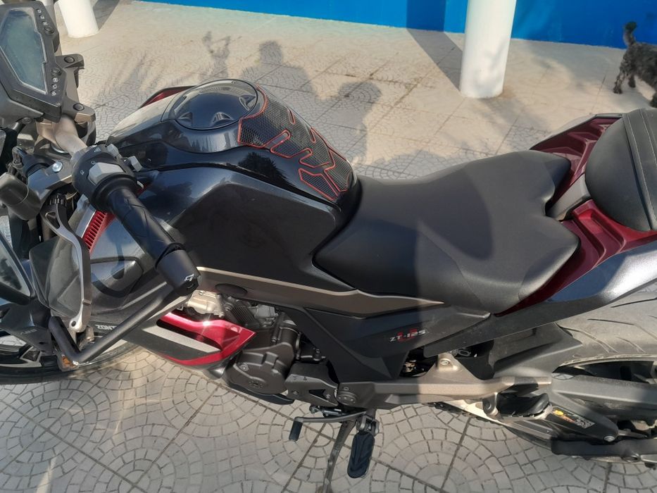 Zontes 125 U com 19000