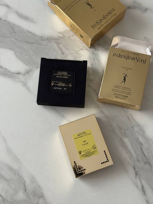Пудра Yves Saint Laurent All Hours
