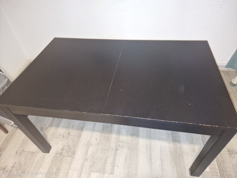 Mesa extensível modelo BJURSTA IKEA
