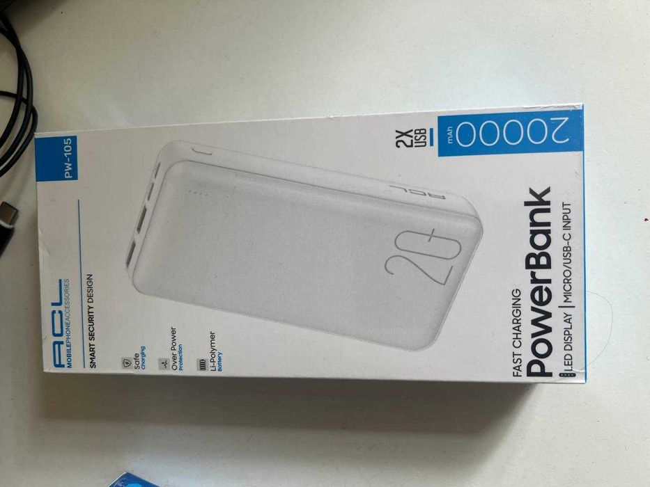 накопитель энергии внешний акумулятор J100 ultra thin power bank ёмкостью 10000 мАч