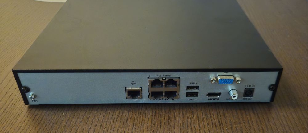 Rejestrator IP BCS P NVR0401 4KE 4P III