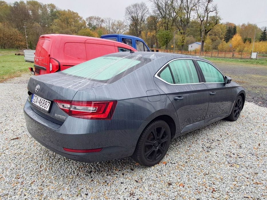 Skoda Superb DSG 190 KM  Atrakcyjny wygląd