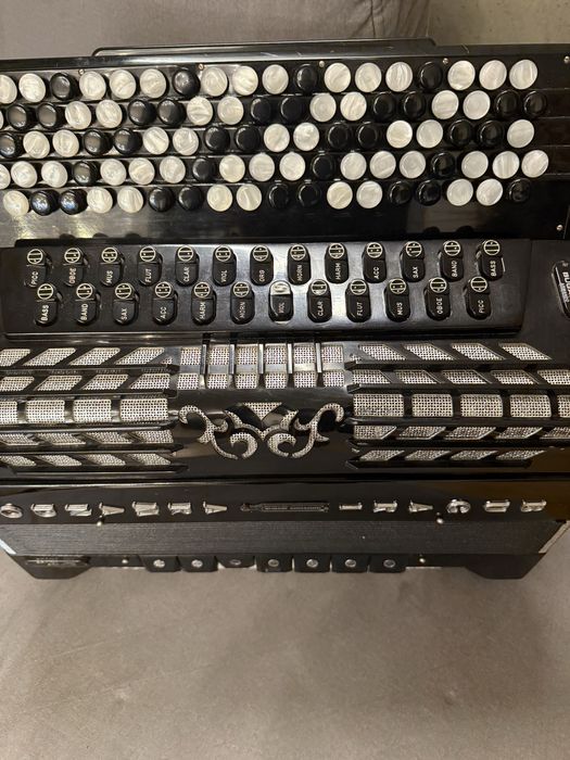 Akordeon kanałowy guzikowy Bugari