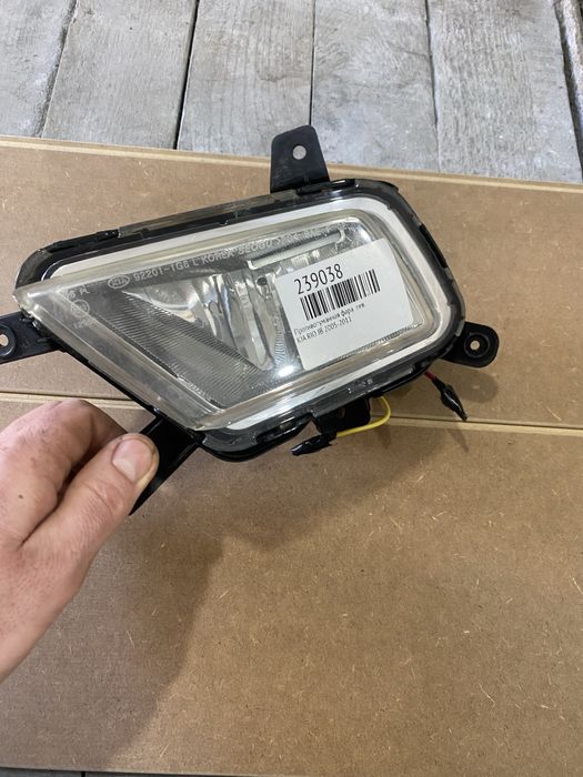 Продам туманку кіа ріо 2