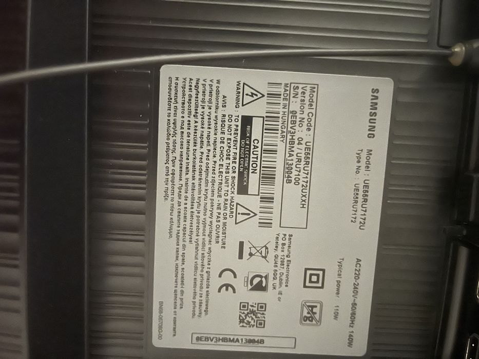 Vendo TV Samsung de 55’ com ecrã danificado para peças