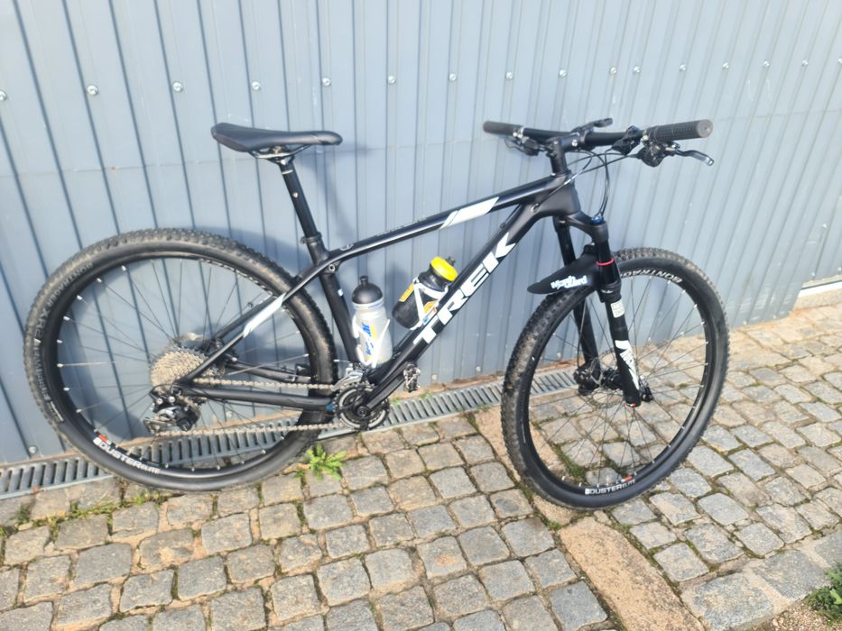 Vendo bicicleta  de btt Trek roda 29 carbono