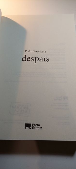 Despaís, Como Suicidar um País - Pedro Sena-Lino (2013)