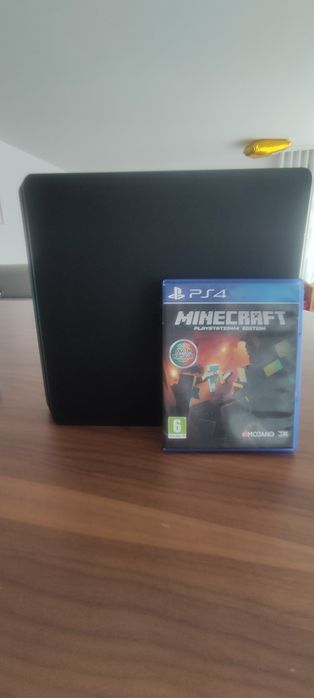 PlayStation 4 Slim 1TB
