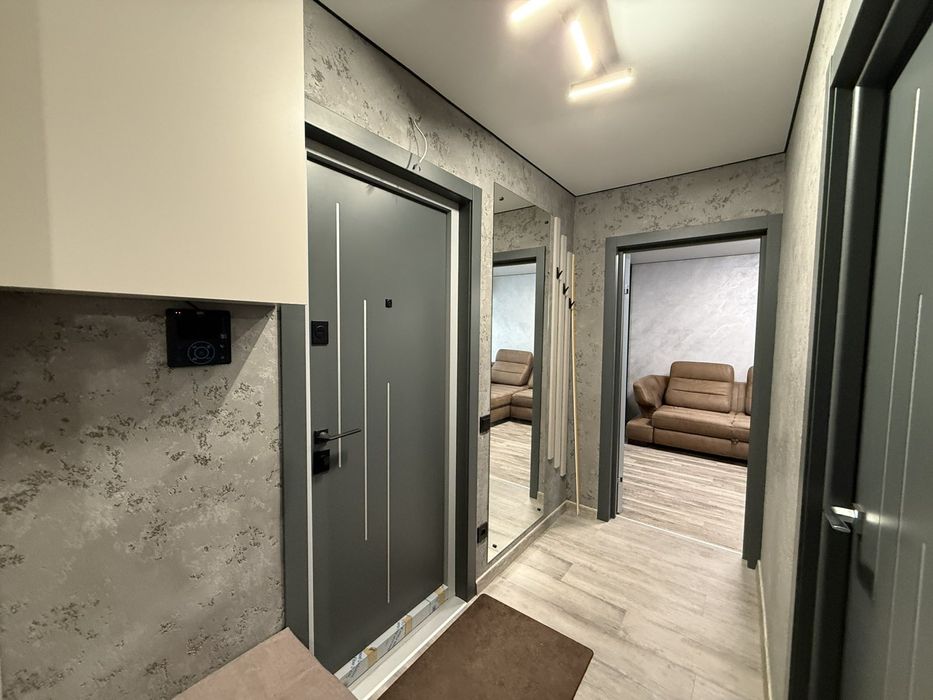 Аренда 2 кв на Площади Победы.