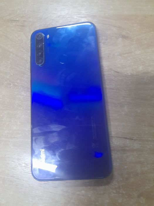 Продам смартфон Redmi Note 8т 128 ГБ оперативна 4 є функція NFC