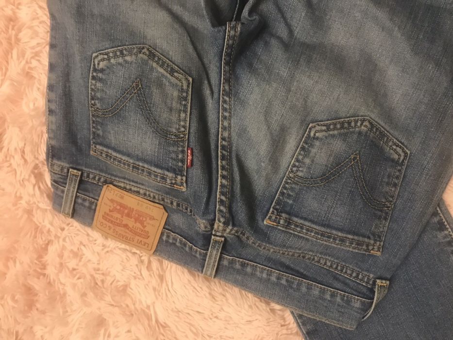 Spodnie Levis jeansy dżinsy proste nogawki