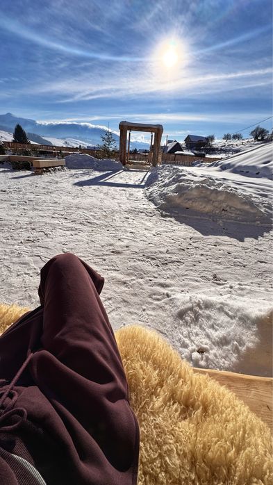 Котедж зі зрубу в Карпатах    12-17 осіб біля Буковеля