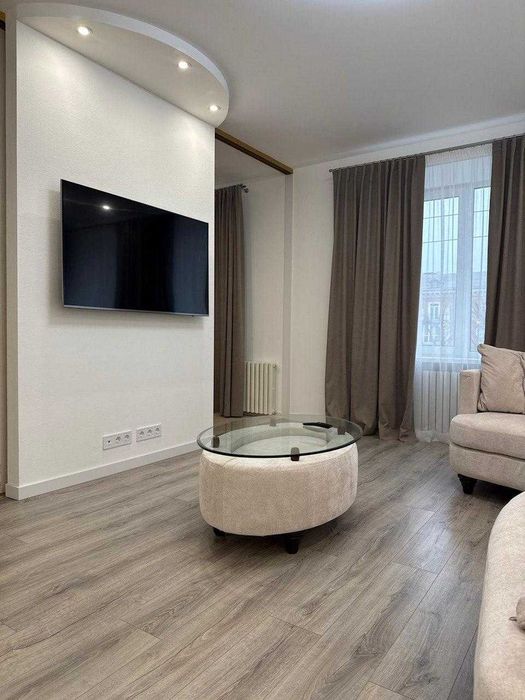 ‼️Центр‼️ 3к квартира на Соборності 50, 112 м², середній поверх, цегляна новобудова