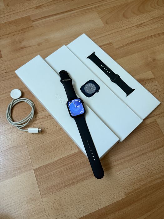 Apple Watch Series 8 45 mm Midnight / Полный Комплект