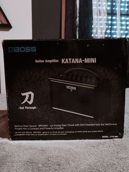 BOSS Katana-Mini (Guitar Amplifier)