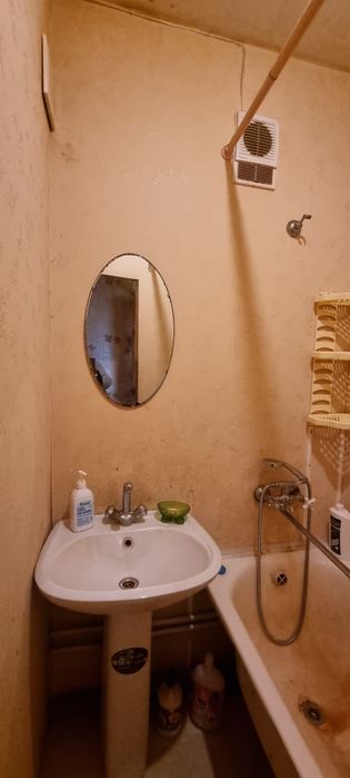 Оренда двокімнатної квартири на Шуменському .