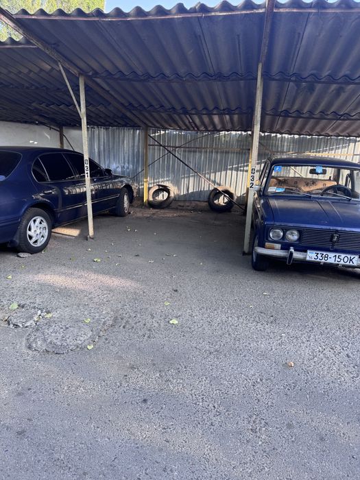 Продам место на стоянке ул. Радостная