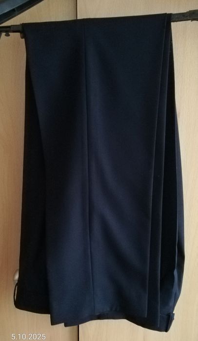 Garnitur młodzieżowy granatowy,rozm.46/182
