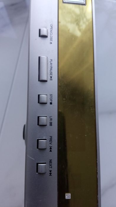 DVD-плеер Elenberg DVDP-2405