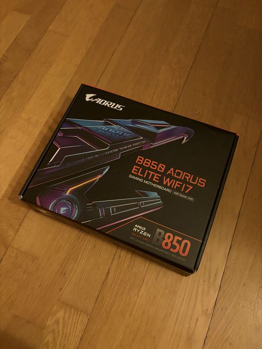 Pc gaming B&W em otimo estado | rtx 5070 FE ryzen 7 9700x 32gb ram ddr5
