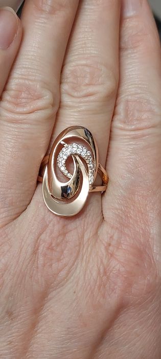 Zjawiskowy pierścień Różowe złoto 585 PROMOCJA!