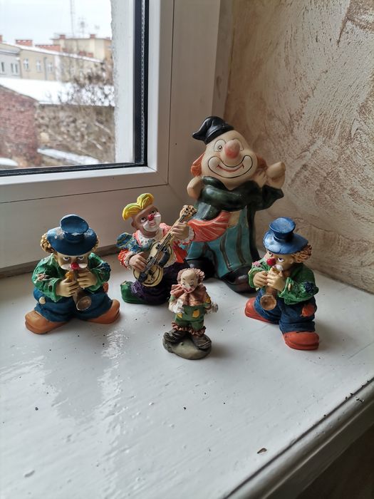 Klauny - ceramiczne figurki
