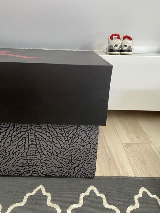Skrzynia na buty - sneakerbox