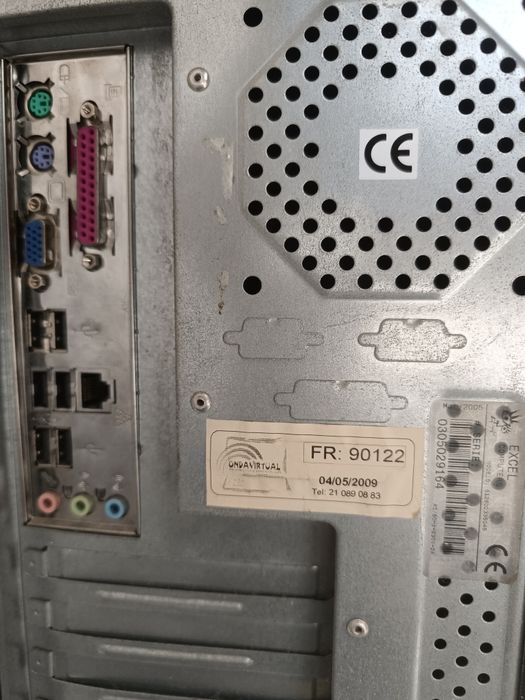 PC, monitor e teclado