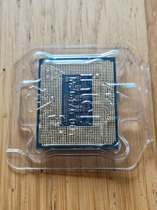 Intel Core i9-13900T ES, Socket LGA1700 + Intel Fan and Cooler64739925689089122