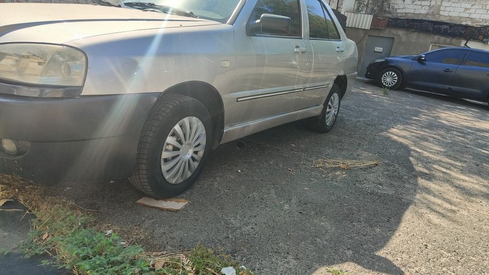 Чері амулет 2007