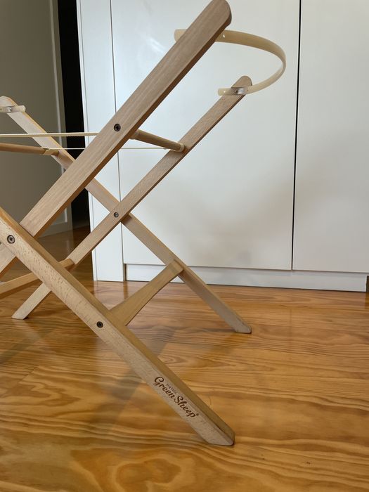 The Little Green Sheep Suporte para Alcofa Madeira