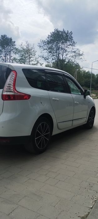 Продається Рено сценік3.1.5дизель.2013р.7місць.