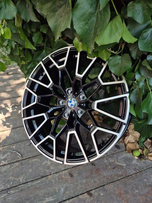 Диски на BMW R19 5x120 Різноширокі F30 F10 F01. Style 827М