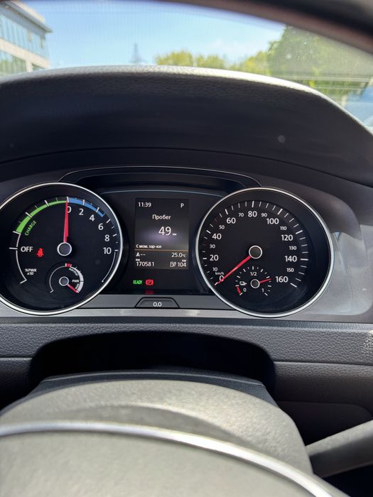 Продам e-Golf 2014 року