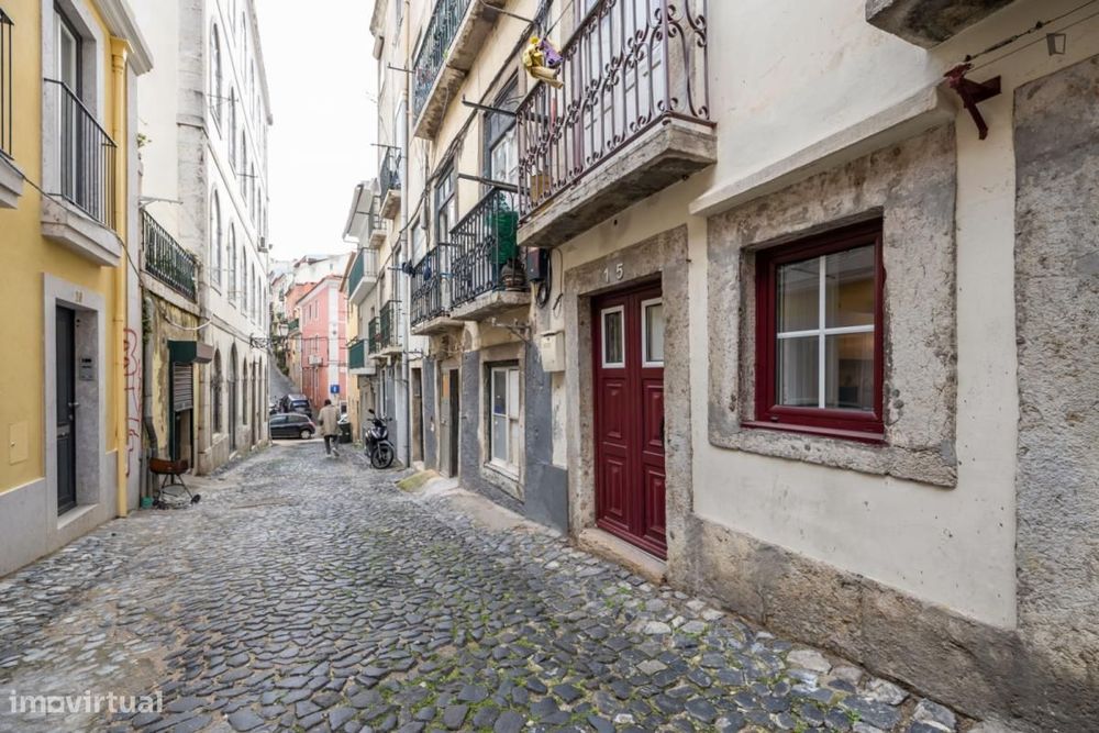 Estúdio - localizado em São Bento Lisbon