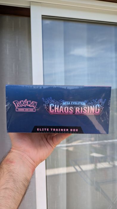 Pokémon TCG: Chaos Rising Elite Trainer Box