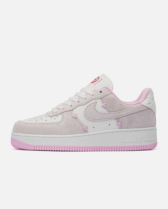 Женские кроссовки Nike Air Force 1 Low Valentine's Day Premium. 36-40
