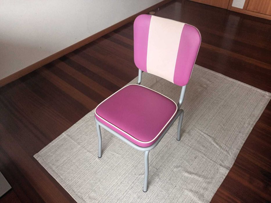 Chairs and Tables64738631803265123