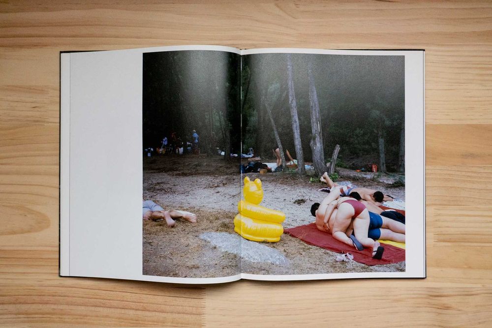 Fotolivro "Fluvial" de Tito Mouraz, Dewi Lewis, 2019