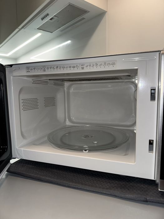 Mikrofalówka Whirlpool MWP 253 SX