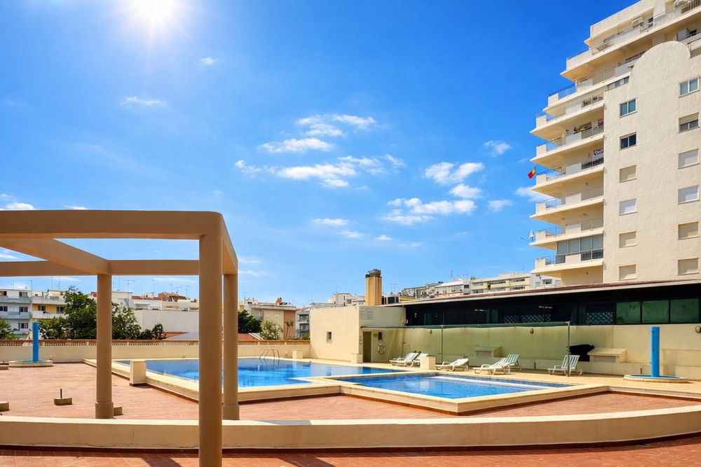 Apartamento Férias Armação de Pêra - Piscina e Garagem