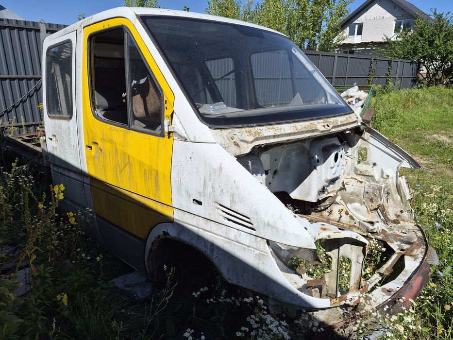 двері кузов спринтер 903