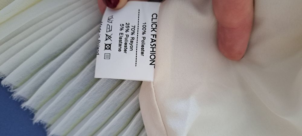 Plisowana sukienka M