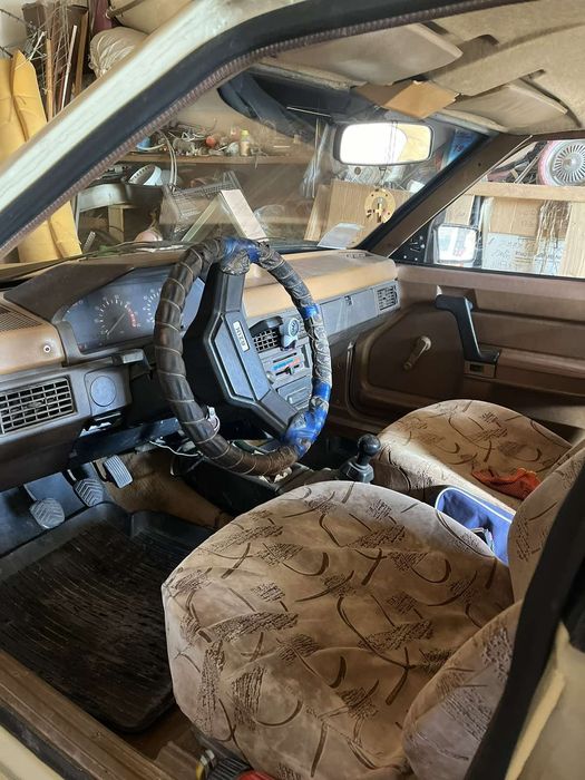 Автомобіль Москвич 2141