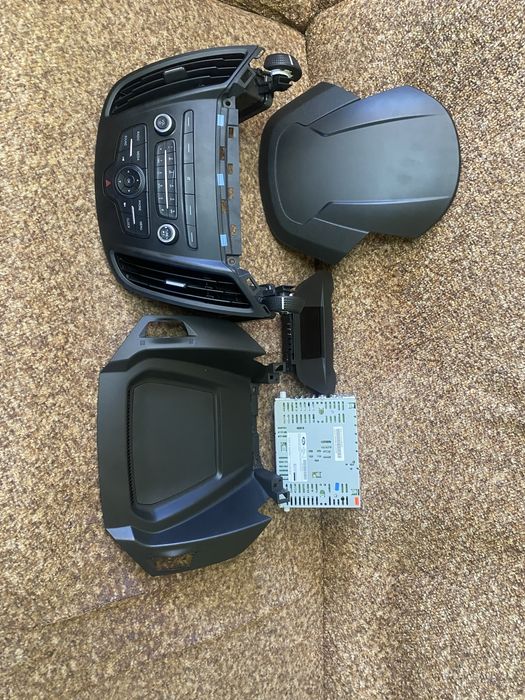 Продам Автомагнітолу SINC 1 Ford Escape mk3 2019р