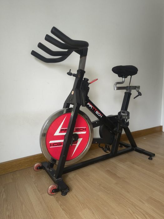 Bicicleta de ginásio