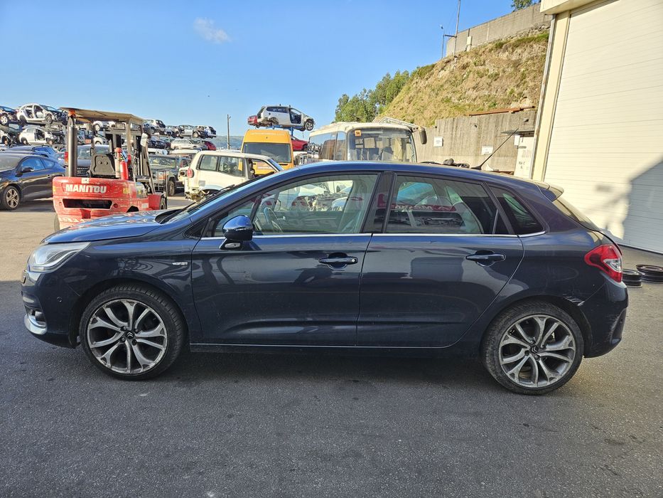 Citroën C4 II Exclusive 1.6 BlueHDi de 2014 para peças