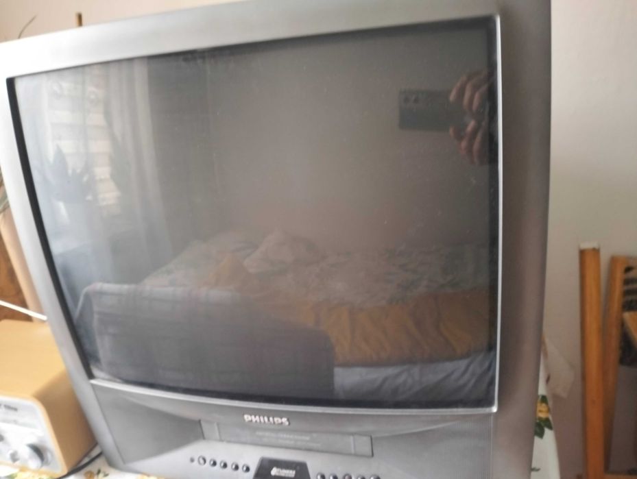 Telewizor Philips z video VHS