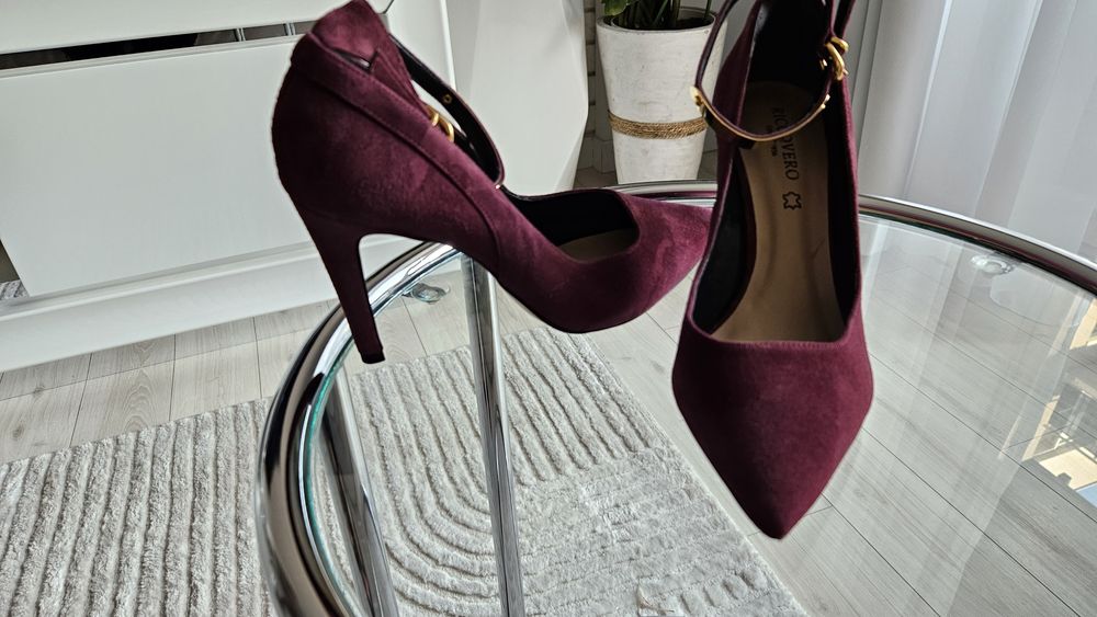 Czółenka szpilki burgund 38 Riccovero